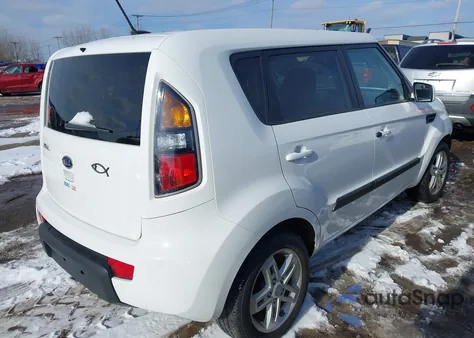 2011 Kia Soul + из США, поврежденный, VIN KNDJT2A26B7706097